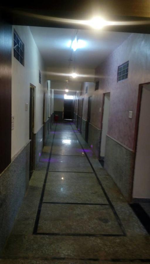 Hotel Pink Shark Sikar Zewnętrze zdjęcie